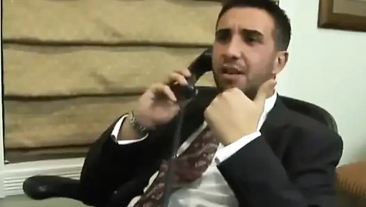 Büyük memeler iş başında - götüne hizmet edildi