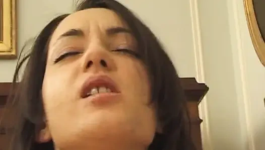 Специальная анальная сессия с французской леди