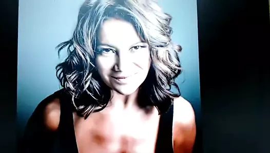 Dira Paes - ünlü döl haraç