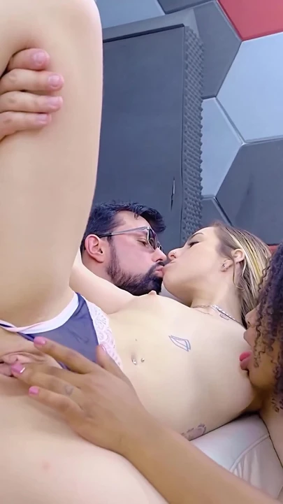 Spectacular moment from "Beautiful interracial fuck! Brunette came to release her ass for my boyfriend while I had fun"