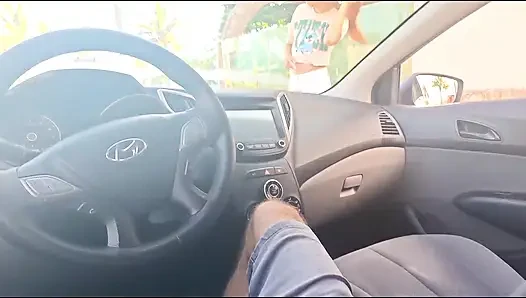 Riskli ateşli bir kadına yarağımı gösterdim, ama hoşuna gitti!