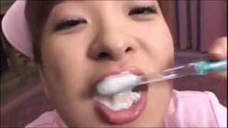 CUM BRUSHING 13