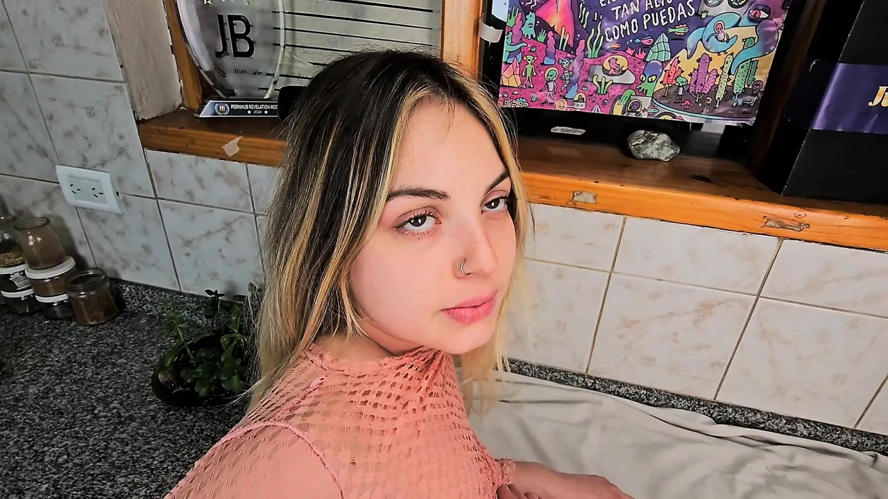 I Find My Step Sister in the Kitchen and She Lets Me Fuck Her Big Ass for an Anal Creampie