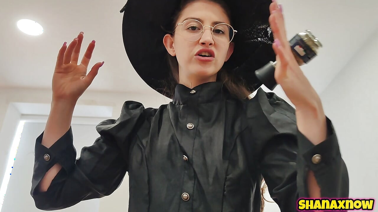 COSPLAYING WITCH THAT EATS YOUR ASS DEVOUR FOOD FETISH