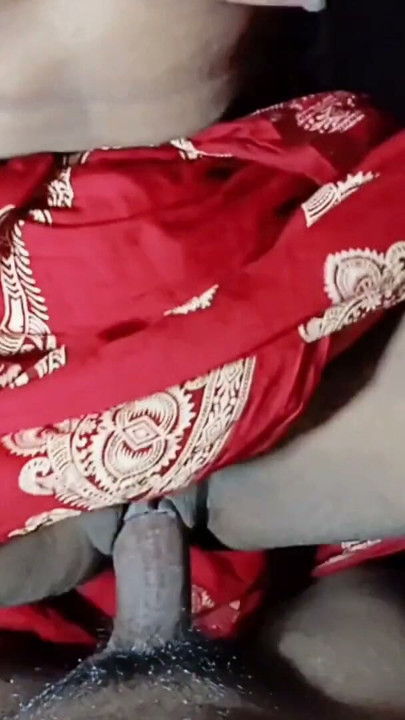 Viral sexy video of a Bangladeshi man with his elder brother's mother-in-law. | Clip 3