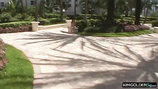 Geiler делает минет в отельной сессии