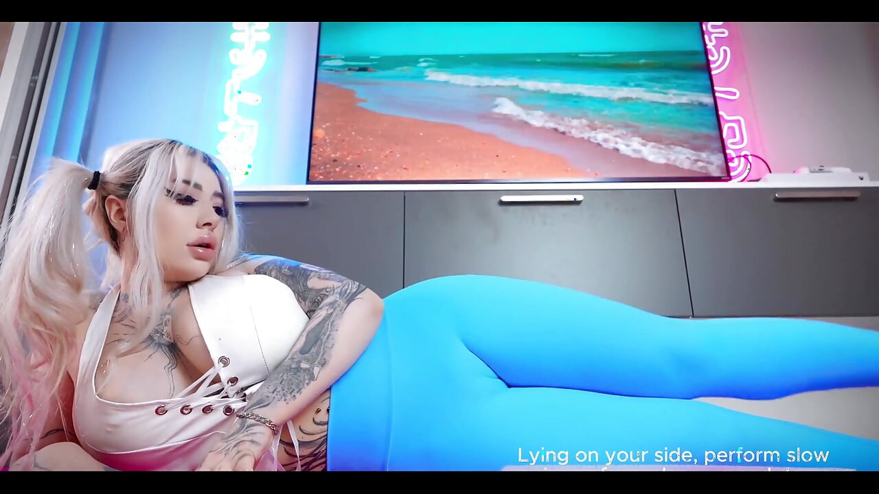 Jedním z mých koníčků je jóga a chci se podělit o toto video s vámi budu rád vidět váš názor v komentářích