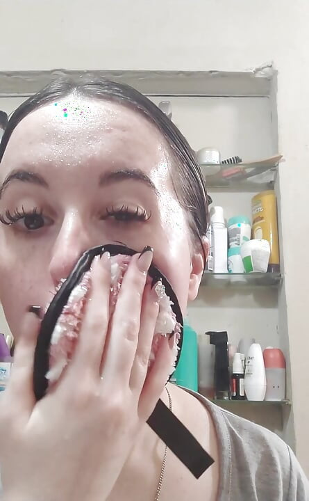 I Do My Skincare