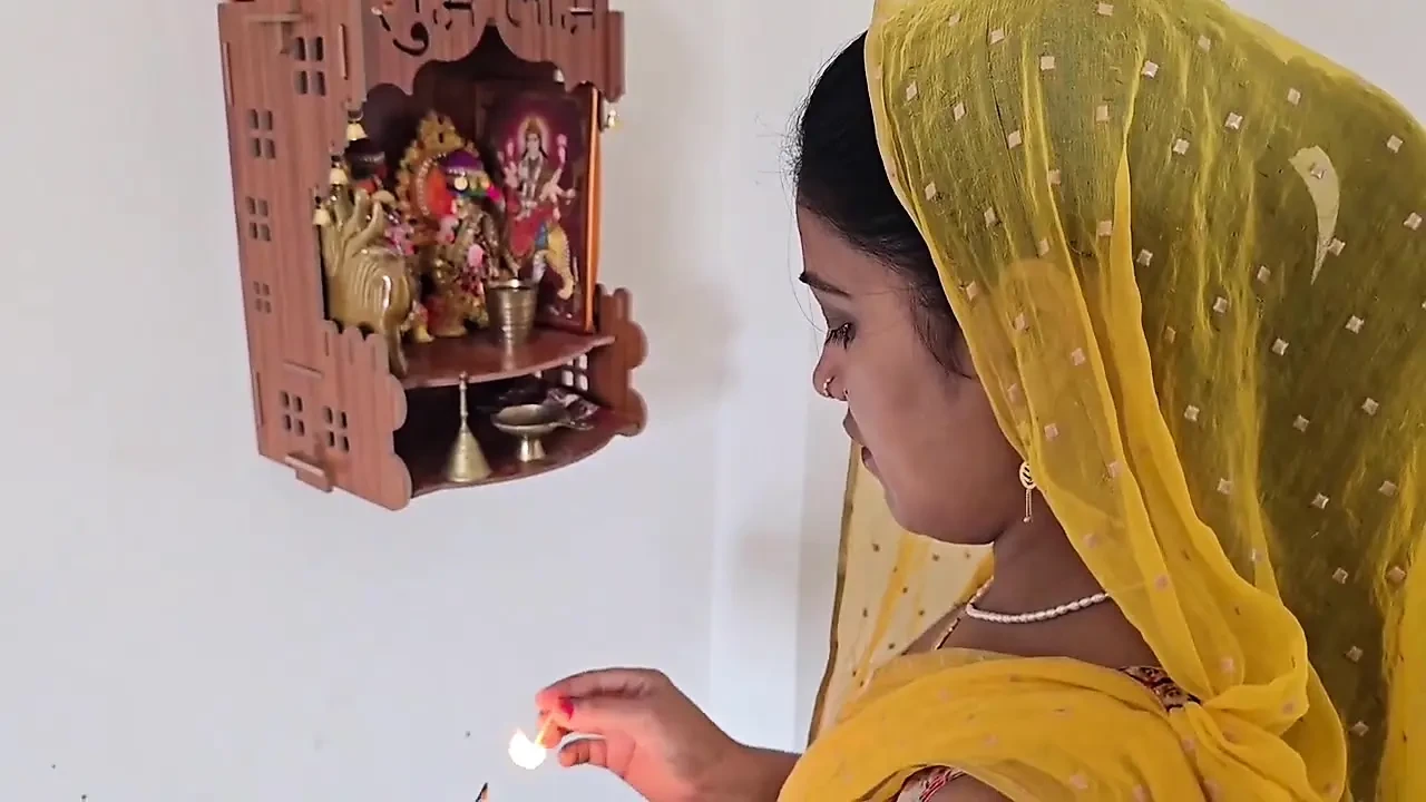 Lund ki bhukhi mother-in-law ko ghodi bana ke choda - Indian big boobs mylf taboo with hindi dirty talking