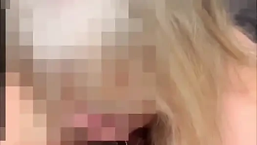 Julie Cunningham ile garajda edepsiz sikişiyor
