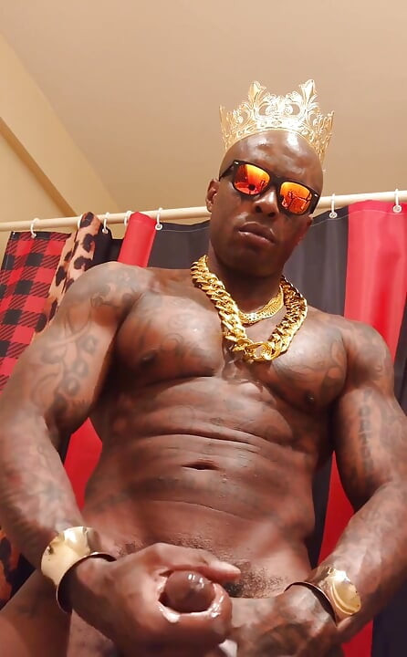 Bbc Worship Hallelujah Johnson - Tall Dark Chocolate Muscles Tattoos Hairy BBC Hallelujah Johnson Masturbating Solo
