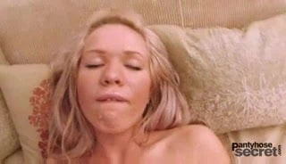 Cristal pantyhose masturbation,pulling nylons out from pussy