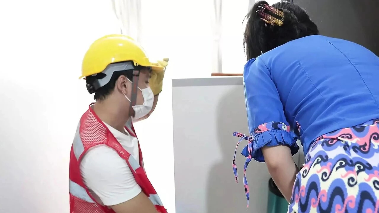 The Plumber Worker Fucked his Boss Wife Ass