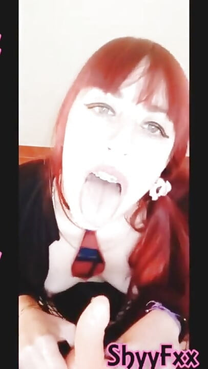 Shyyfxx Din Sluttede Skolepige Sutter Lrerens Pik JOI