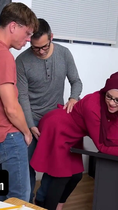 Seducing My Hijabi Teacher Wasn't Easy, But My Cock Was Determined to Get That Pussy | Clip 2