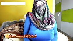Cam hoe medio oriente arabo persiano musulmano grandi tette hijab hook up cams 12.01
