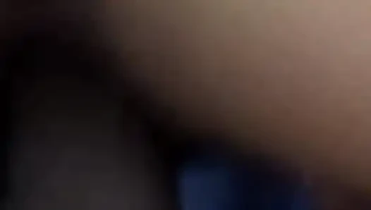 Sahabat kakak tiriku pengen kontol