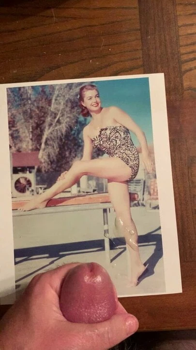 Esther Williams cum tisztelgés