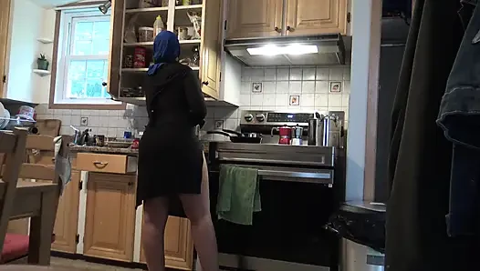 My Best Freinds Wife Almost Caught Me Masturbating !!!