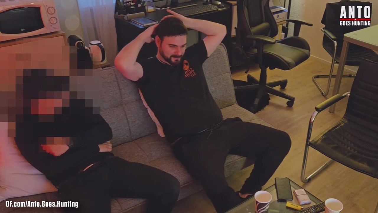 克里斯和史蒂文的首次3P当晚他们认识了对方