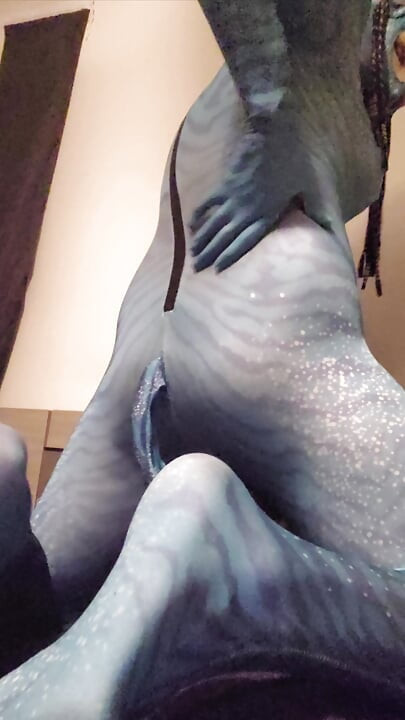 Amy cum in Avatar Cosplay