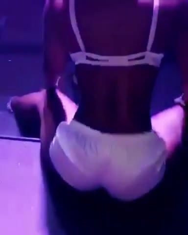 Tyni's delicious twerking