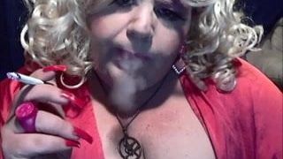 DianeL BBW Sissy Blonde Bimbo Smoke