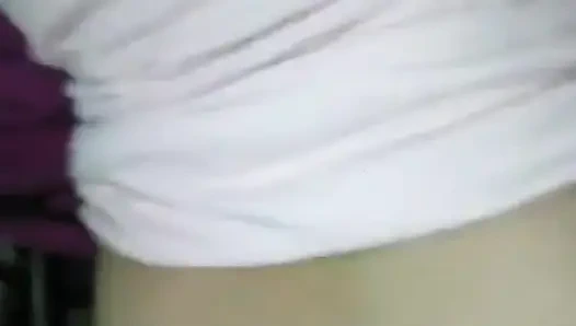 Kışın zengin afallarken sikişiyorum, öksürüğüm dinlenirken