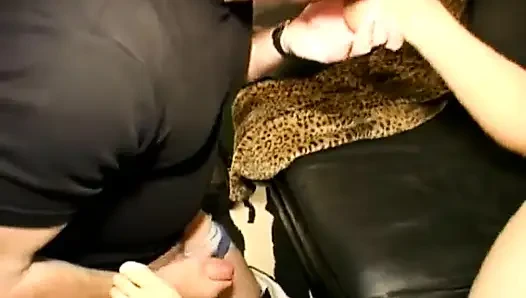 Bald head white guy fucks curvy Latina hard after sucked her foots