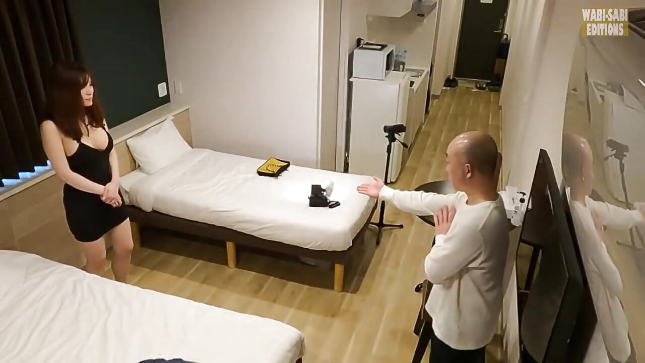 Model Interview. Natsumi, the Tall Glamorous Wife Who Discovered Her Side. Part1