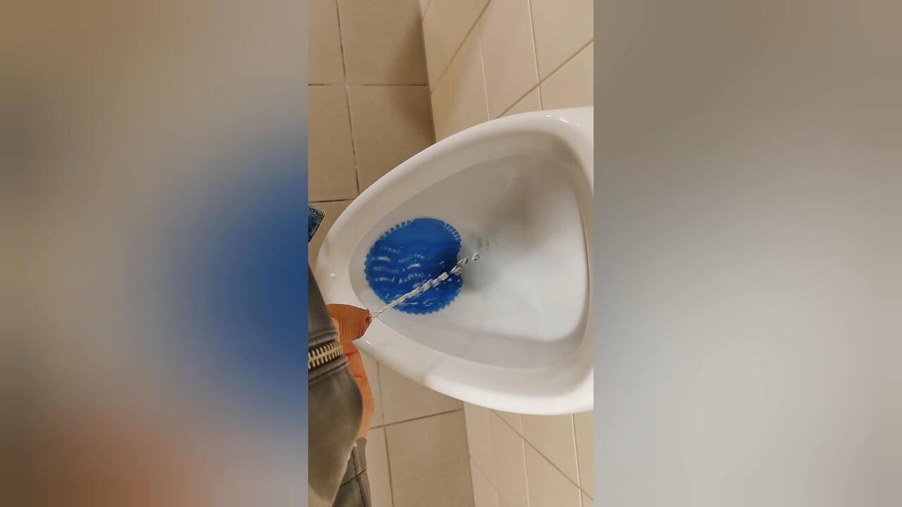 Mistura de porra de jovem garoto magro e sem cortes branco