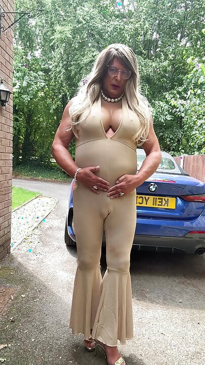 Sexy Crossdresser kellycd2022 in gold stretchy catsuit and heels