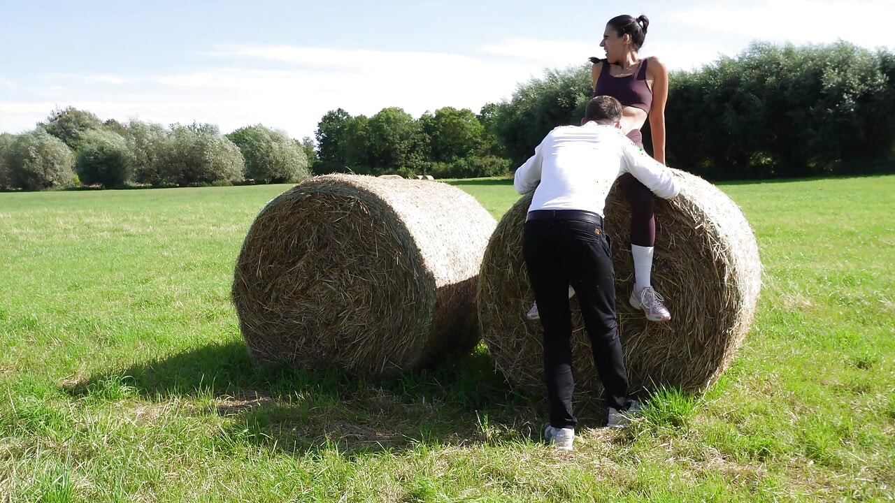 Pakistani jogger fucked behind the hay bales