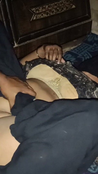 Muskan bhabhi Bhartiya lugai | Clip 1