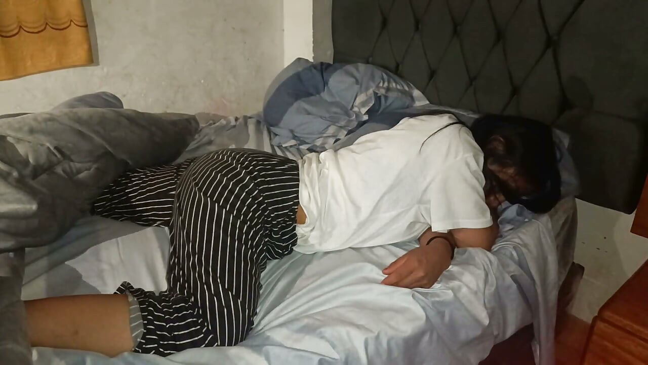 iski shuruaat kari mehanat se huee lekin phir hamne ise amir bana diya