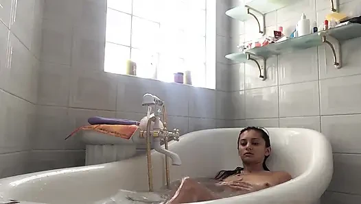 Играю с моим любимым дилдо