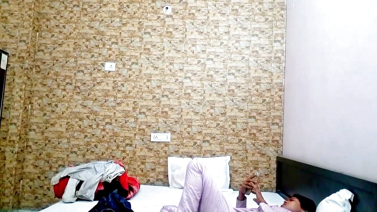 Mummy with boy first time chudai video Indian stepmom family chudai video for her