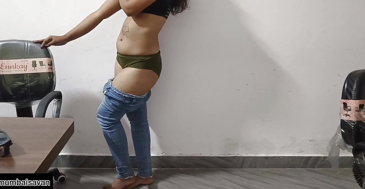 Newly joined college teen student seduced his boss to fuck her and provide some extra benefits in a legal way ( hindi audio )