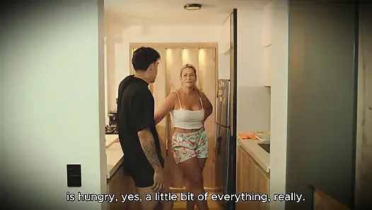 Büyük yaraklı üvey oğlum üvey babası öğrenmeden sadakatsiz orta yaşlı seksi amcığımı sikerek bana bir ders vermek istiyor