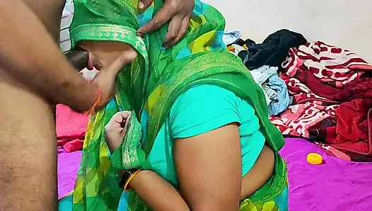 Hintli ateşli Hintli kadın hintçe ses kaydıyla sikiliyor