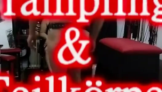 Olgun lezbiyen yumruk sokma ağzına damlıyor her yerde ıslak dağınıklık