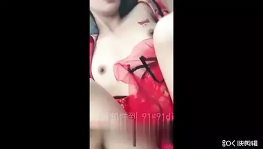 Fofa peluda chinesa noiva curtindo sexo em sua noite de núpcias