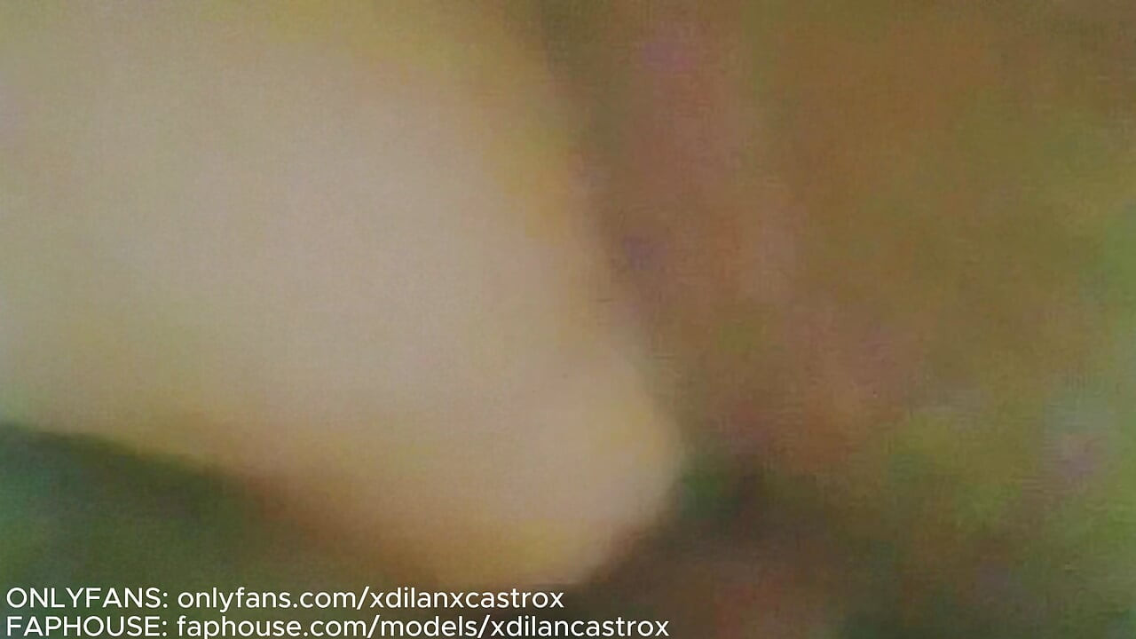 BEAUTIFUL TWINK OPENS HIS ANUS TO LET IN A HARD COCK TO FILL HIM WITH CUM