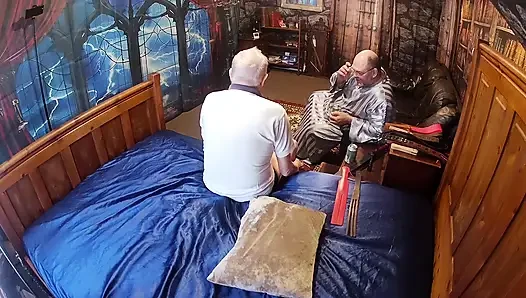 Lanista Bear ve Tawseman ile ilgilendikten sonra.