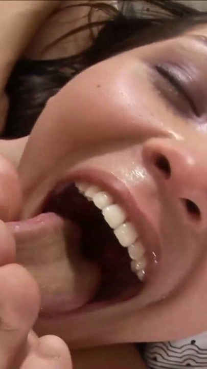 Geiler Dreier mit den zwei sweeten Chicks | Clip 2
