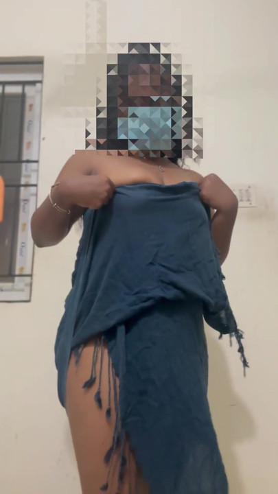 Desi tamil girl seducing clear audio part-1 | Clip 1