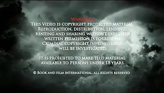 Aksi hot cewek hot rambut pirang yang dientot habis-habisan sama 2 kontol sekaligus!