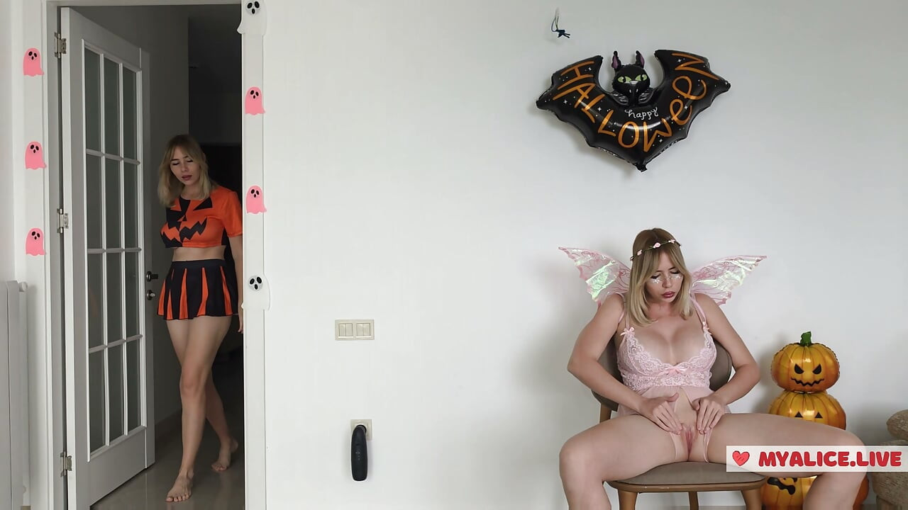 Lesbian Teens Try masturbation together - I Caught My StepSister Masturbating And Got Wet Pussy