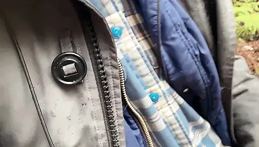 pussy pissing  water on the rock