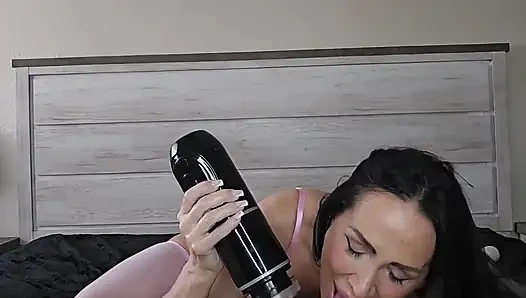 Stroker azdırıyor ve inkar ediyor